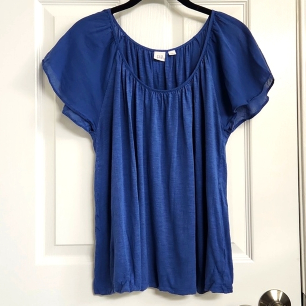 GAP blue flutter sleeve top Size: M